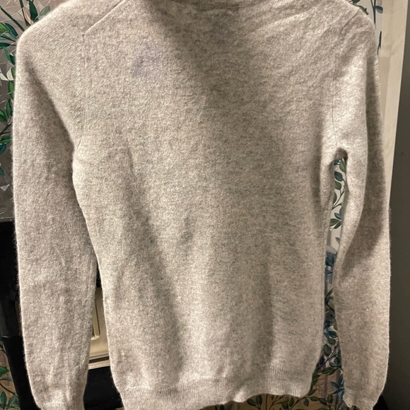 Charter Club Cashmere Sweater - Light Gray - Picture 3 of 5